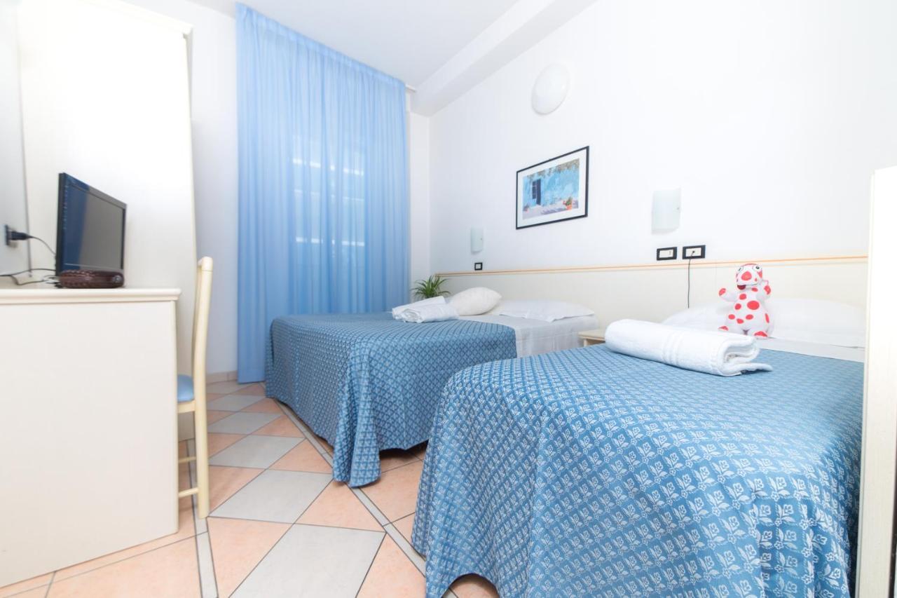 Hotel Elite Cattolica Eksteriør billede